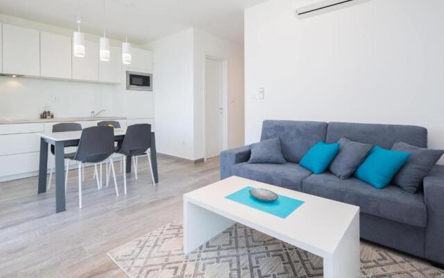 Apartments Alba 1
