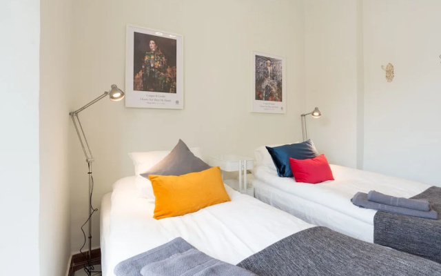 LU&CIA Apartamento Cervantes