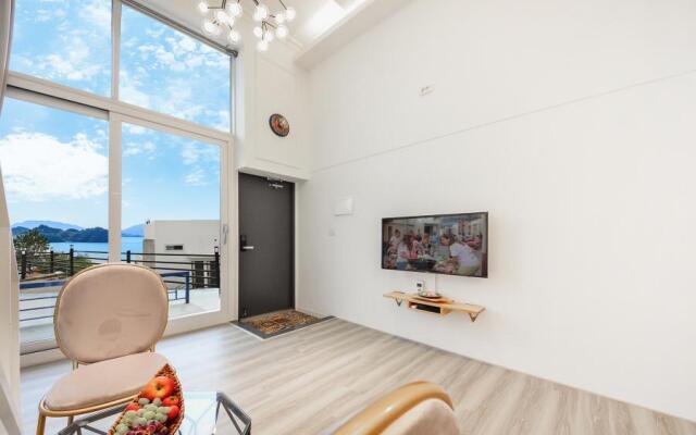 Yeosu Yegreena Pension