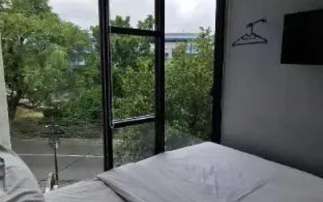 Weis Hotel Simpang Lima Semarang