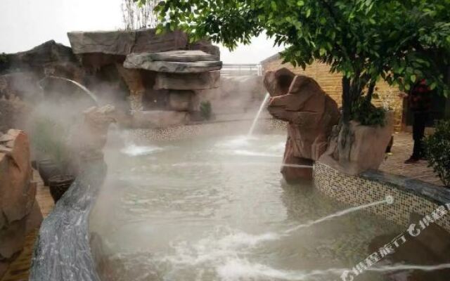 Yunqi Hotel