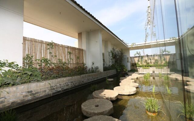 Yongyangfang Arts Hotel