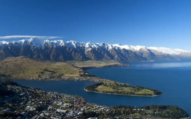 Kawarau Hotel, managed by Hilton