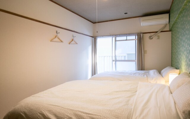 Weekend Apartment 303