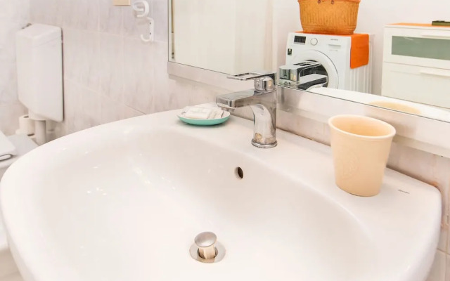 Principe Railway Station Flat