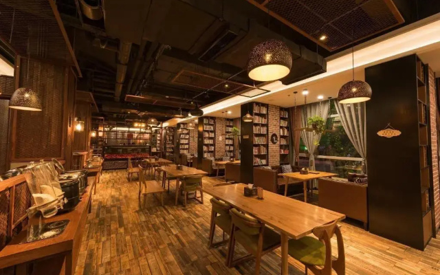 James Joyce Coffetel (Beijing Bird Nest National Convention Center)