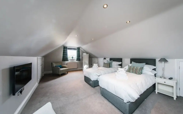 Carus House @ Carus Green