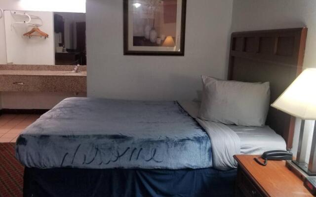 OSU King AC WI-FI Hotel 206 Booking