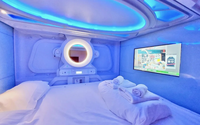 Atypicap Capsule Hostel