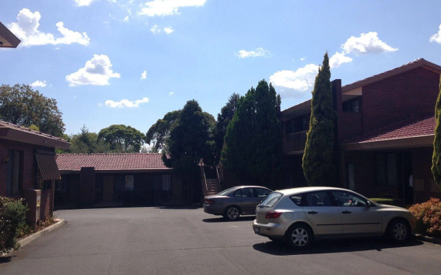 Nunawading Motor Inn