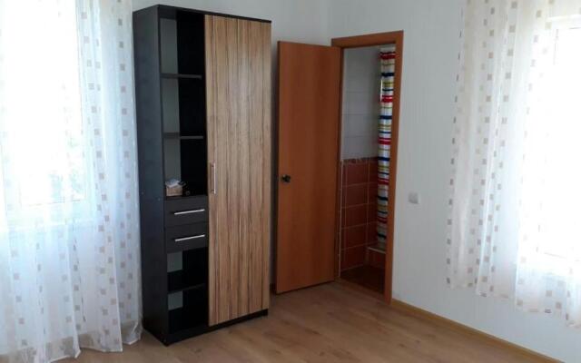 Guest House on Sukhumskoye shosse 1tupik 6