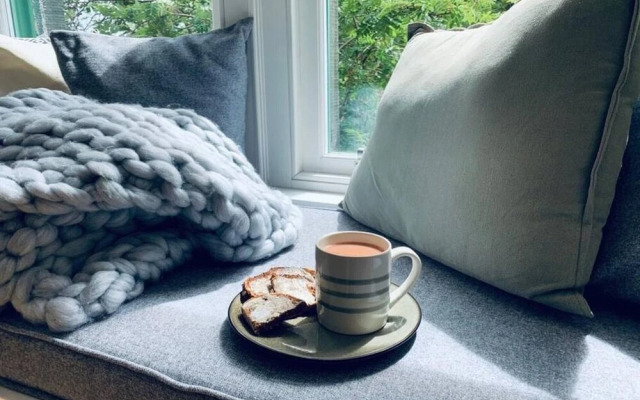 Oakshaw Apartment - Elegant Rustic Apartment in City Centre