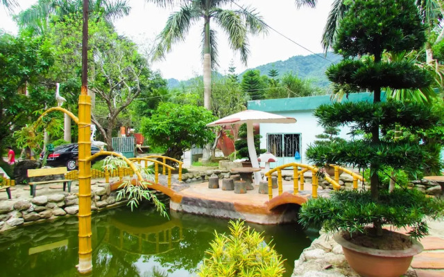 Hương Trà Hotel
