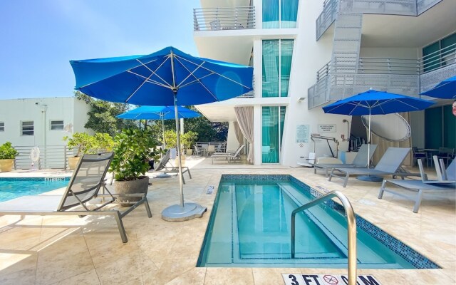 Penthouse Bahia Mar South Beach On Ocean Drive Miami Beach 1 Bedroom Home by RedAwning