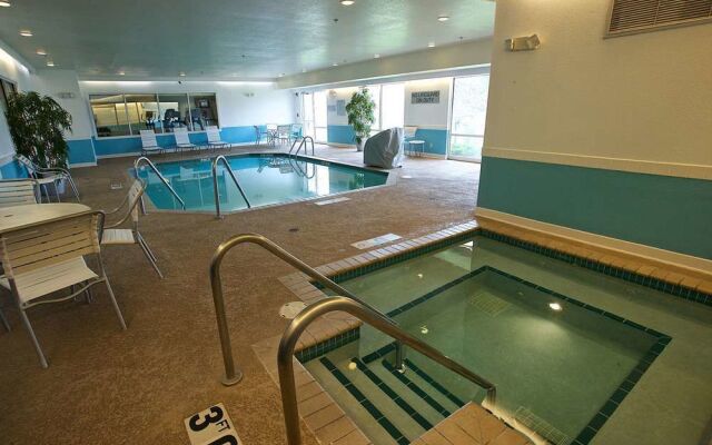 Fairfield Inn & Suites Beloit