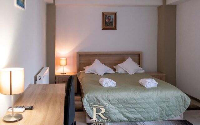 Apartment Family Rivulus