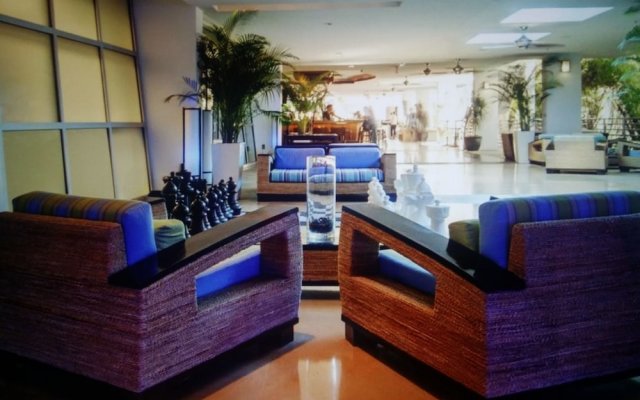 Apartment At De Soleil Hotel On Ocean Drive