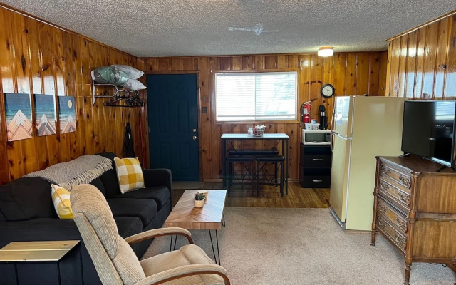 Bellamys Ski Haus
