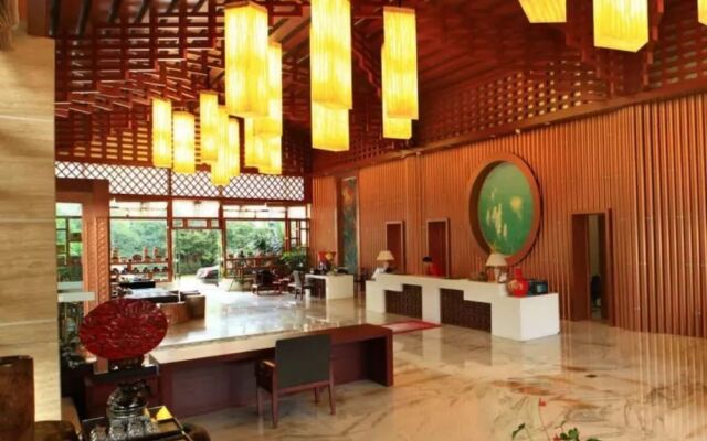 Puer Mei Zi Lake Hotel & Resorts