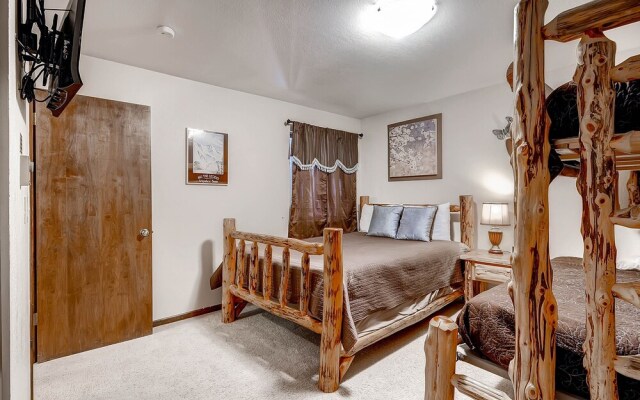 Park Place 101c 2 Bedroom Condo by RedAwning
