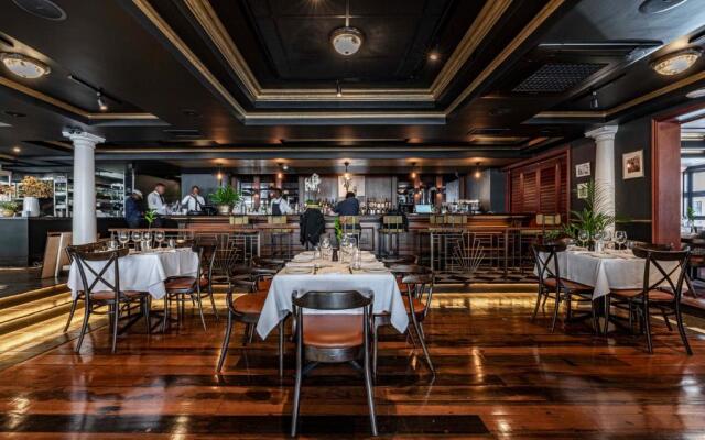 411 The Signature, De Waterkant