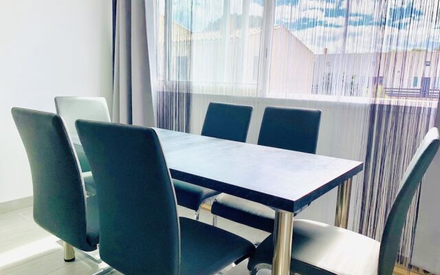 T2 Entièrement Rénové à 100m du Village Naturiste : Cap Estivales