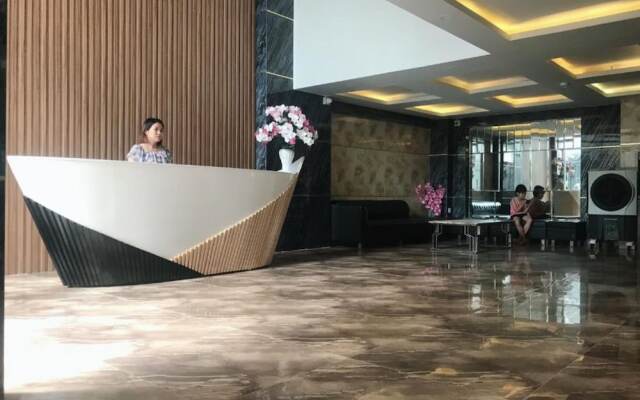 Grand Beach Hotel