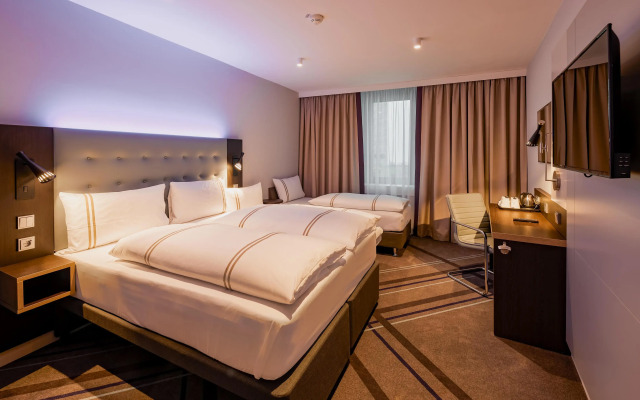 Premier Inn  Stuttgart City Europaviertel