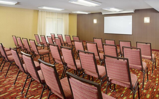 Courtyard Durham Near Duke University/Downtown