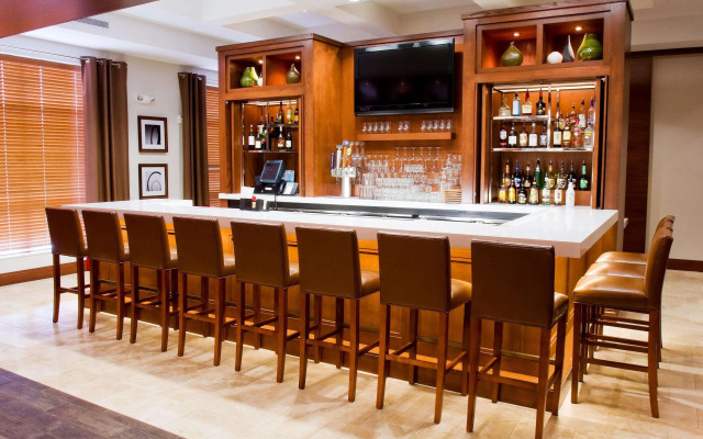 DoubleTree by Hilton Raleigh - Cary