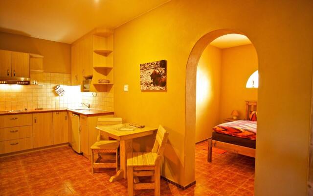 Sandcastle Apartments cc
