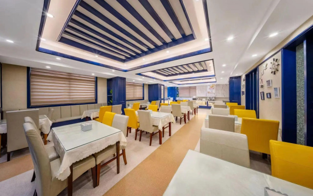 Yiwu Ruifeng Hotel