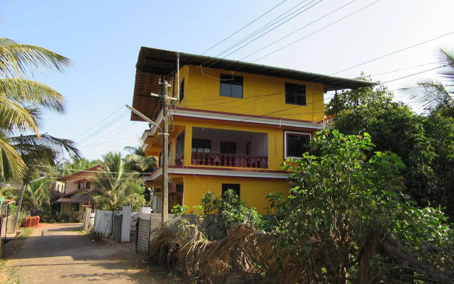Mandrem Beach Guest House Goa