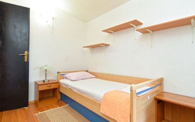 Apartment 1791