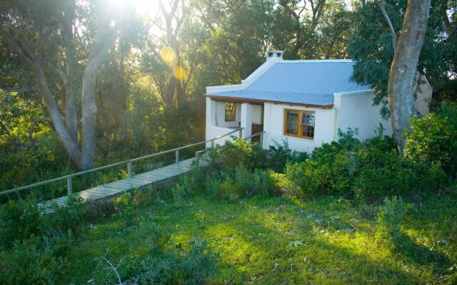 Oyster Bay Lodge