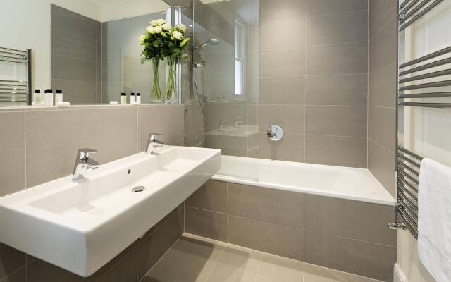 Hammersmith One - Q Home