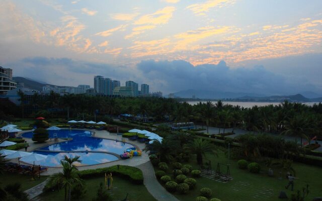 Landscape Beach Hotel Sanya