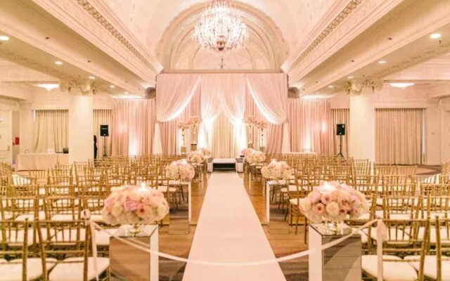 Wisma Makara Suite