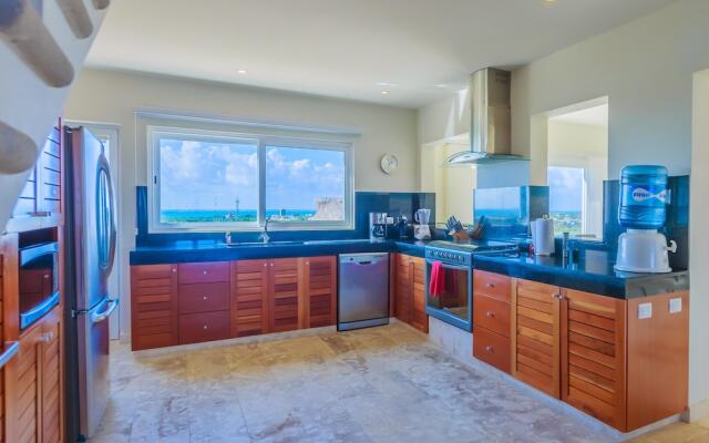 Isla 33 - 3 Bedroom PH #2404