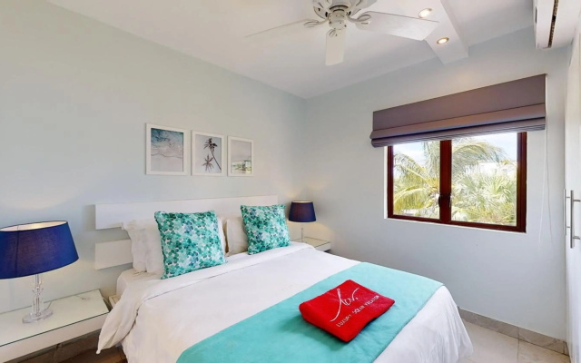 Bon Azur Beachfront Suites & Penthouses with LOV