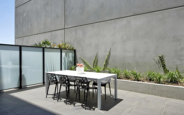 381 Cremorne Apartments