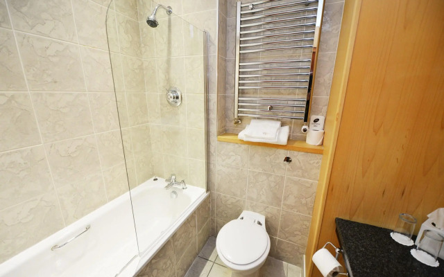 Glynhill Hotel