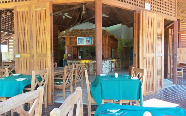 Toucan Inn