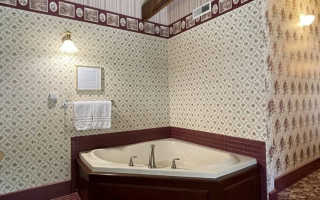 Carriage House B&B