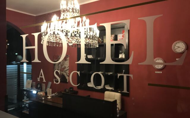 Ascot Hotel