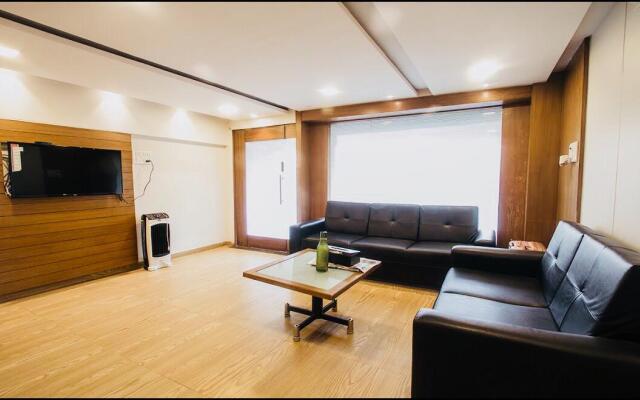 Qubestay Airport Capsule Hotel & Hostel