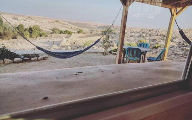 Hamitzpa- Desert Hosting in Ezuz