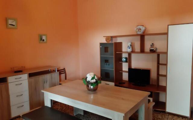 Casa Vacanze "Lo Vita" Appartamento "Sara"