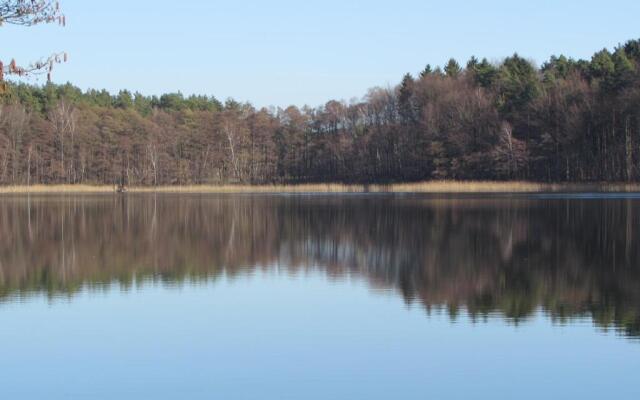 FeWo mit Boot, Zimmermann