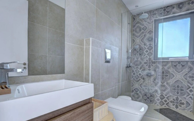 Villa Chivon AQ WP8